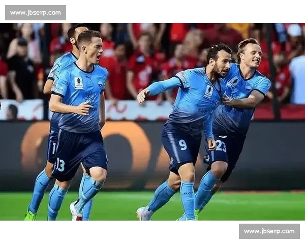 桑德兰对阵利兹联激战呈现 两队争锋的精彩瞬间与战术博弈分析